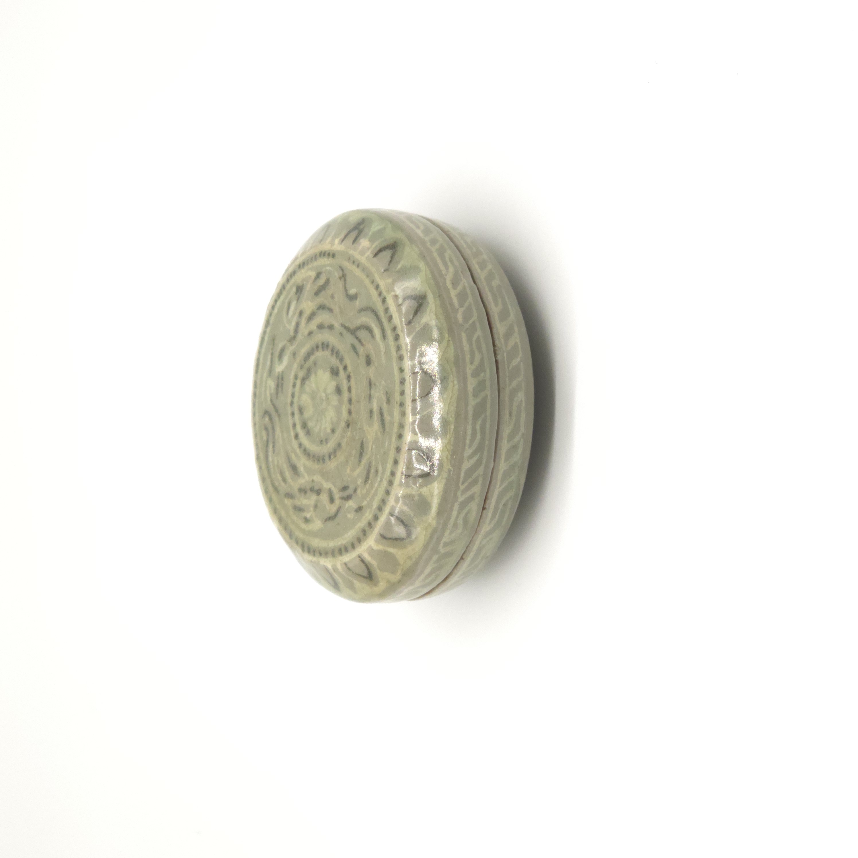 고려 청자상감연화문향합