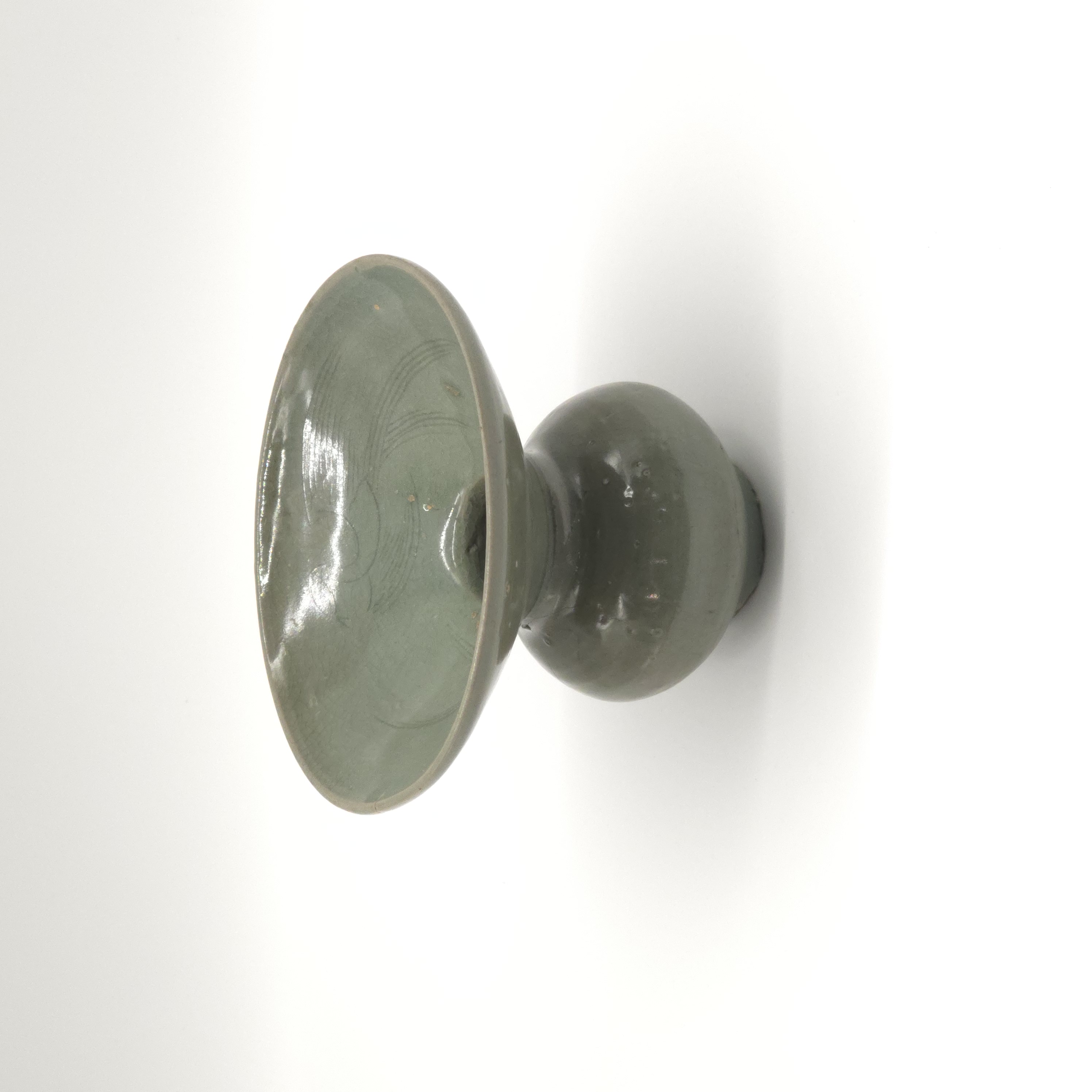 고려 청자음각봉황문타구