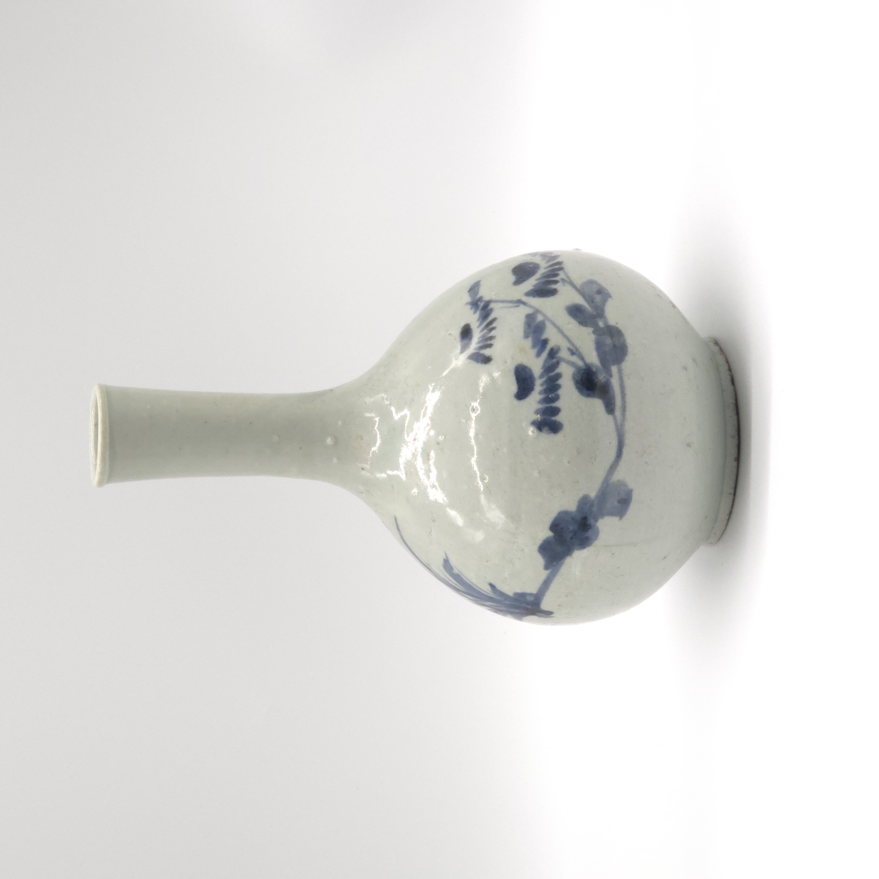 조선 백자청화초화문병